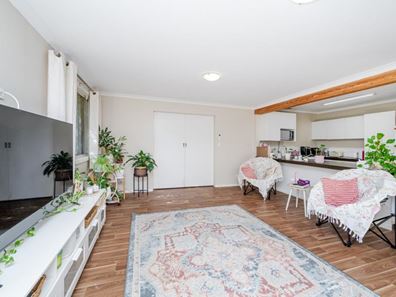 9 Ashurst Place, Huntingdale WA 6110
