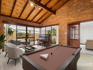 41 Jardine Street, Stirling WA 6021