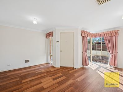 2/23 Magnolia Way, Forrestfield WA 6058