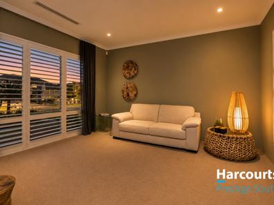 5 Ruskin Way, Southern River WA 6110