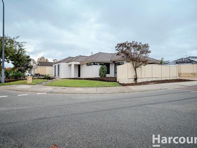 2 Alvarez Parkway, Tapping WA 6065
