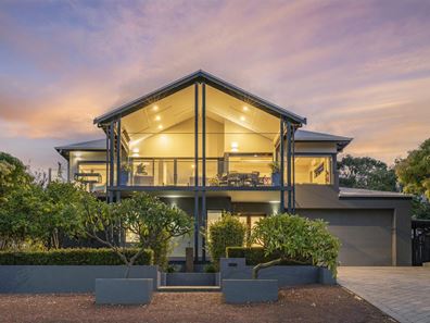 10 Turner Street, Dunsborough WA 6281