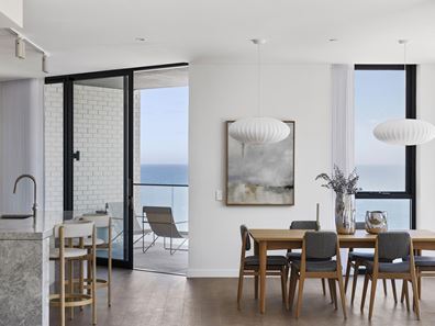 1.01/331 West Coast Drive, Trigg WA 6029