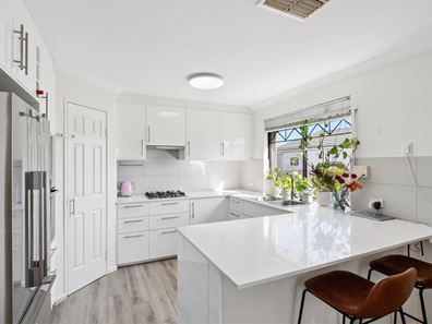 1/81 Millcrest  Street, Scarborough WA 6019
