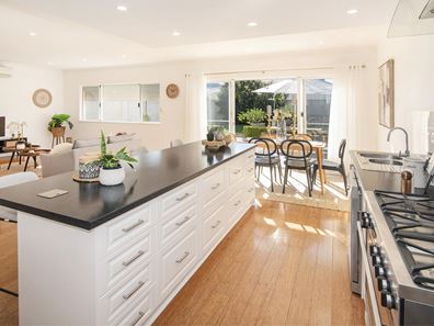 13 Bream Quadrant, Geographe WA 6280