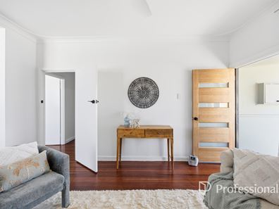 25 Bright Street, Carey Park WA 6230