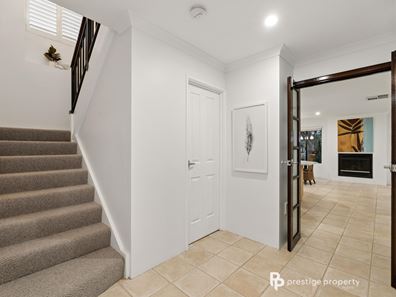 12 Reacher Place, Ocean Reef WA 6027