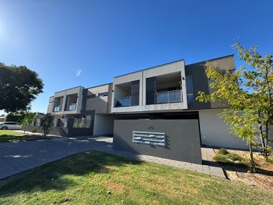 14/35 Thomas Street, East Cannington WA 6107