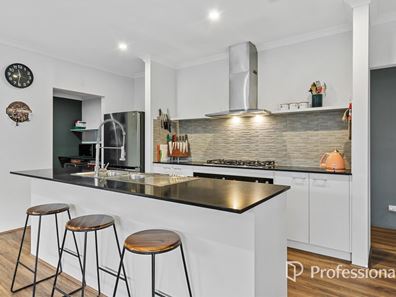 7 Belpaire Road, Midvale WA 6056