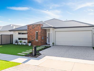74 Tolland Loop, Southern River WA 6110