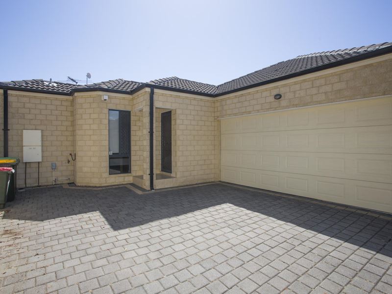 15C Newhaven Way, Nollamara WA 6061