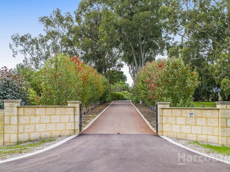 85 Adams Road, Mariginiup WA 6078