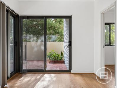 8/2 Molloy Promenade, Joondalup WA 6027