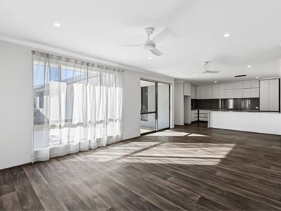 14 Quarters Way, Alkimos WA 6038