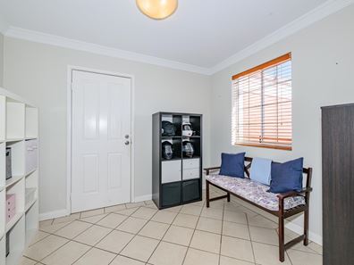 33 Conder Way, Southern River WA 6110