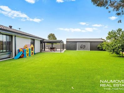 64 Dampier Loop, Mirrabooka WA 6061
