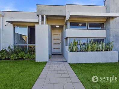 3 Egrove Lane, Piara Waters WA 6112