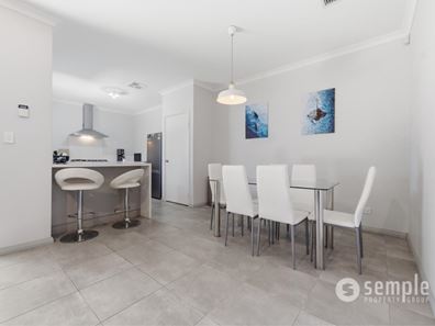 3 Egrove Lane, Piara Waters WA 6112