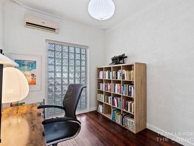 36 Broun Avenue, Embleton WA 6062