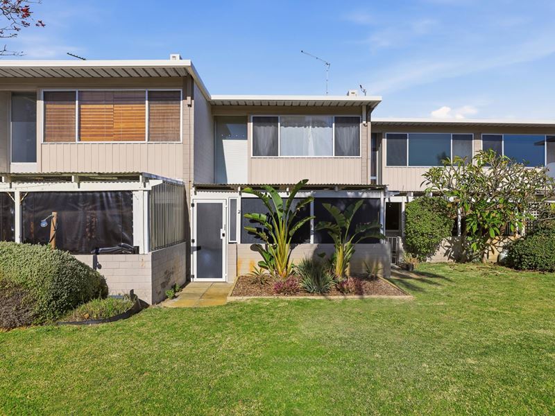 2/27 Harrison Street, Rockingham WA 6168