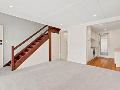 2/27 Harrison Street, Rockingham WA 6168