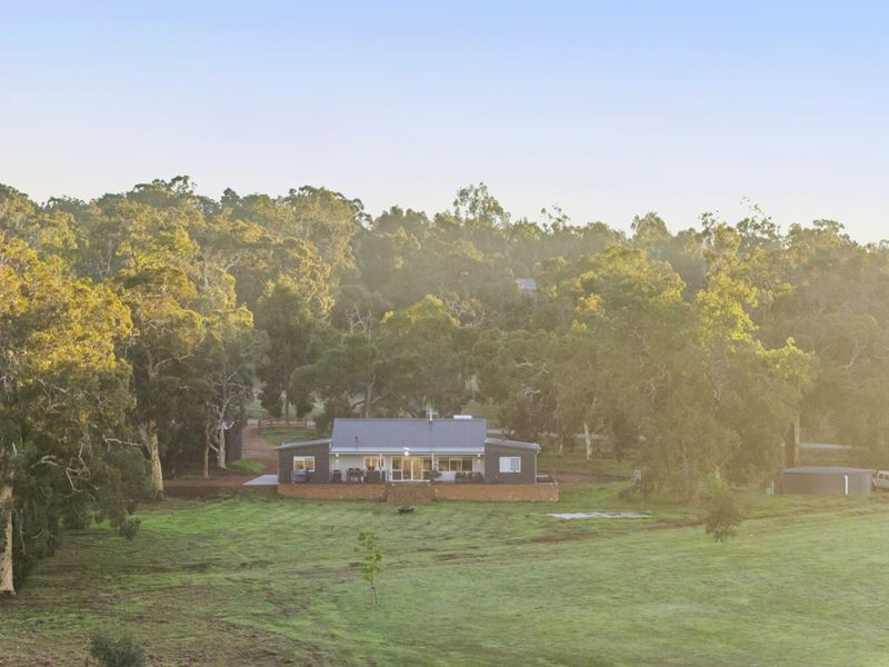 52 Maine-Anjou Drive, Lower Chittering WA 6084