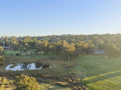 52 Maine-Anjou Drive, Lower Chittering WA 6084