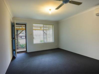 9 Lancelot Close, Camillo WA 6111