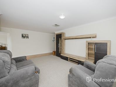 19 Larrawa Circle, Ellenbrook WA 6069