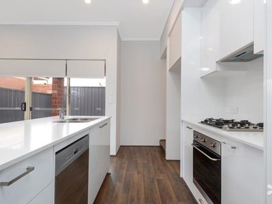 8C Falkirk Avenue, Maylands WA 6051