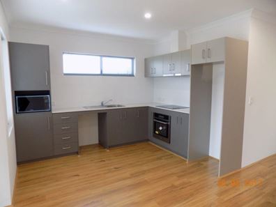 3/130 Arlunya Avenue, Cloverdale WA 6105