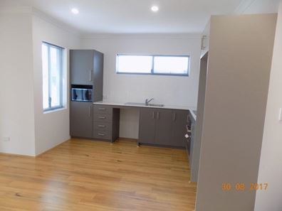 3/130 Arlunya Avenue, Cloverdale WA 6105