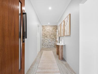60 Becker Loop, Mandogalup WA 6167