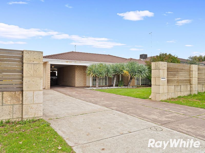 96 Peelwood Parade, Halls Head WA 6210
