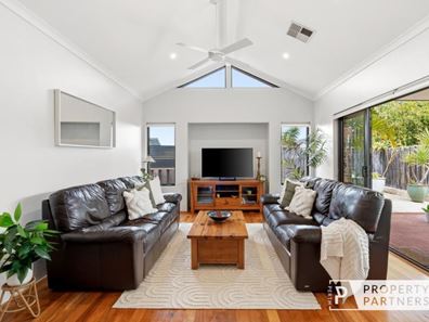 1B Murray Way, Karrinyup WA 6018