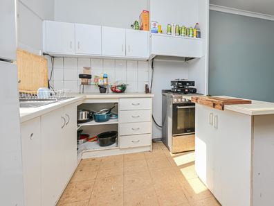 61 Eastern Road, Geraldton WA 6530