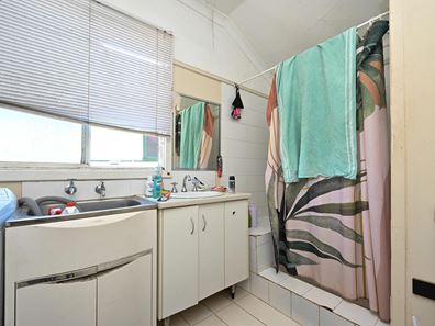 61 Eastern Road, Geraldton WA 6530