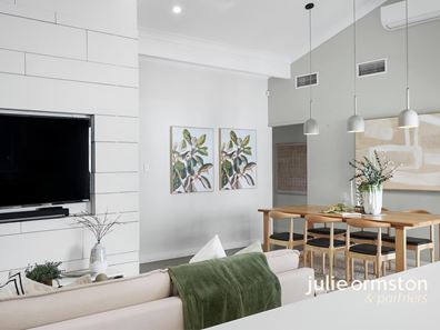 1 Romford Place, Kingsley WA 6026