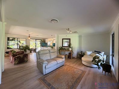 34 Brennand Road, Dongara WA 6525