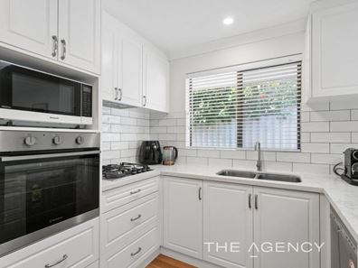 10B Lehmann Court, Kingsley WA 6026