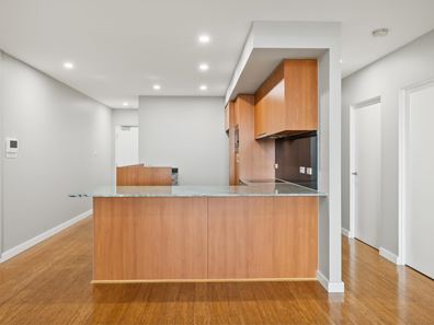 74/12 Tanunda Drive, Rivervale WA 6103