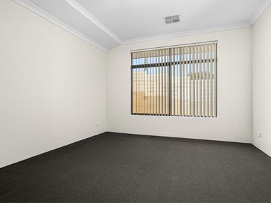 3 Inglis Court, Medina WA 6167