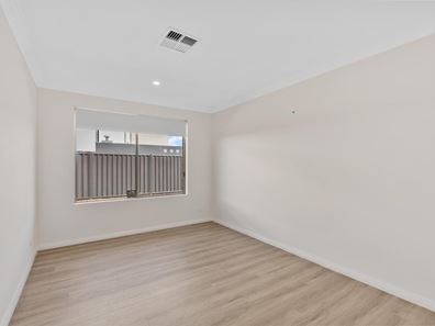 9 Plover Way, Kingsley WA 6026