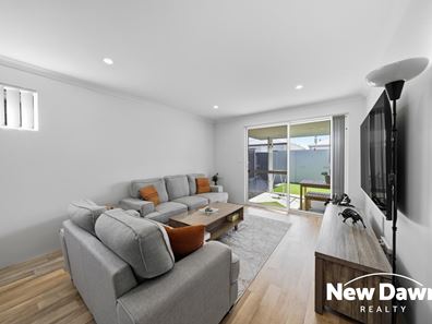 12 Cumberland Avenue, Ellenbrook WA 6069