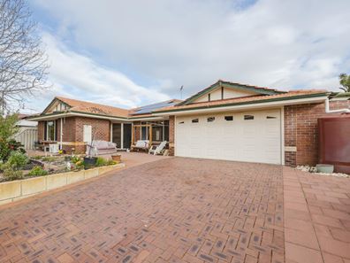 24 Giralia Parkway, Ballajura WA 6066