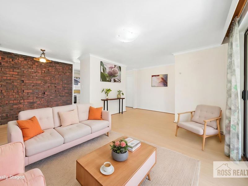 16 Nanovich Avenue, Girrawheen WA 6064