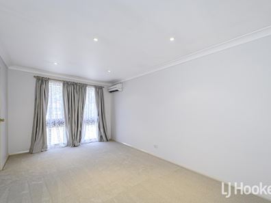 90 Partridge Way, Thornlie WA 6108