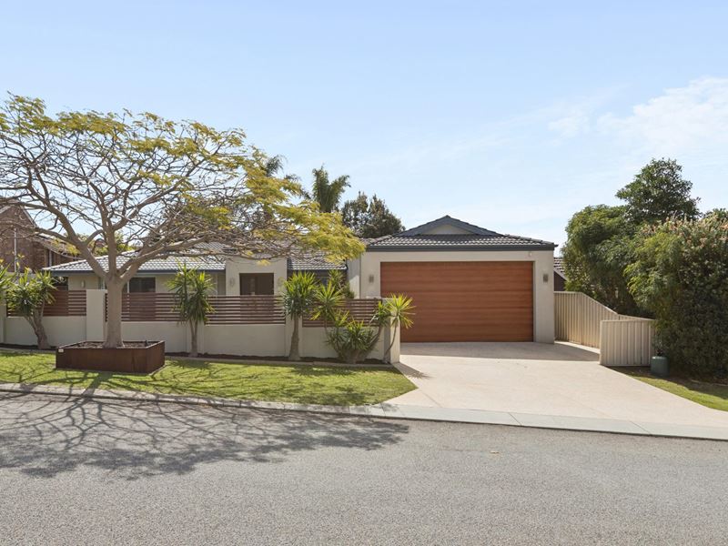 18 Dundee Court, Duncraig WA 6023