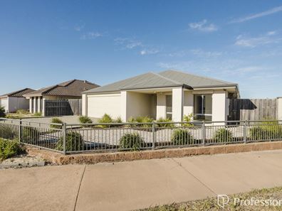 53 Brixton Crescent, Ellenbrook WA 6069