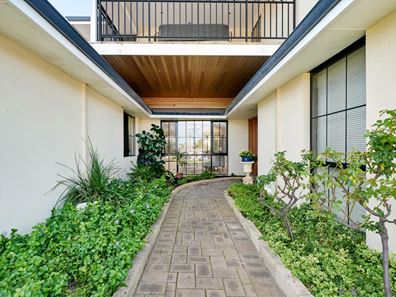 20 Carnarvon Rise, Ocean Reef WA 6027